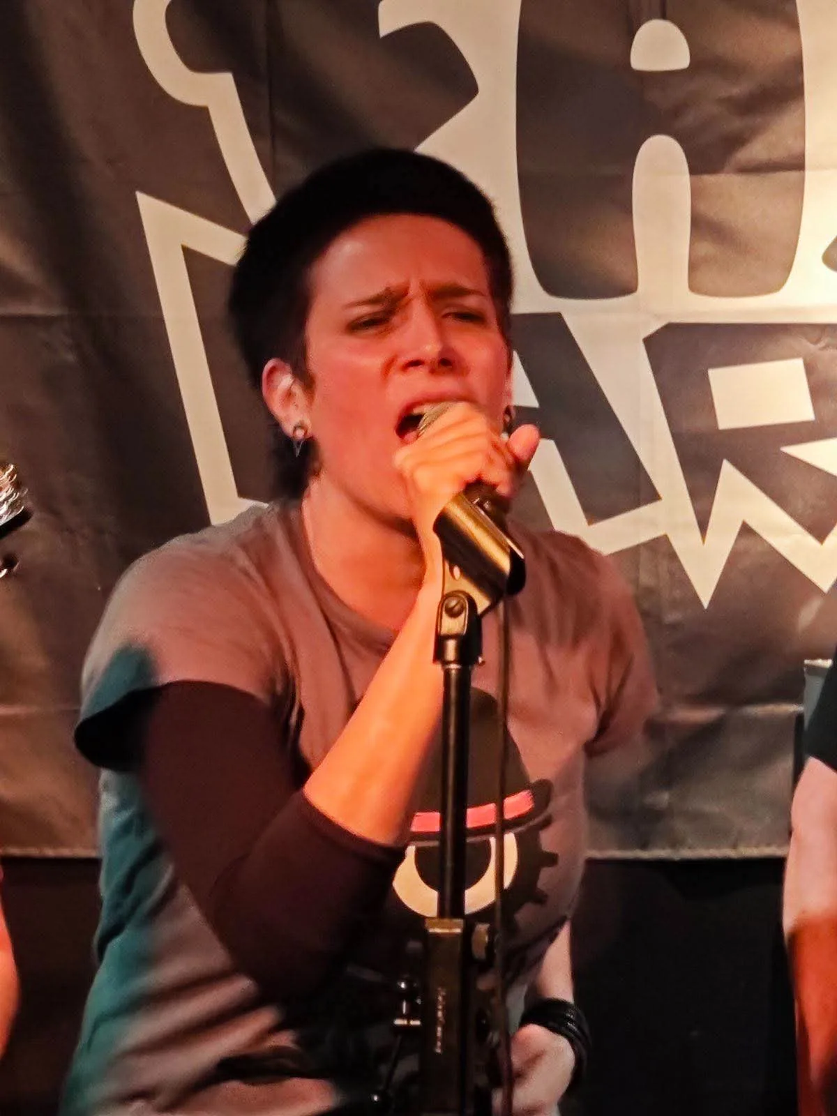 Fat Lars vocalist singing live